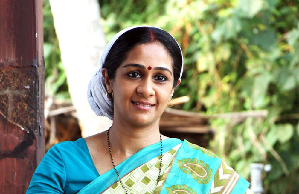A still from Gold Coins