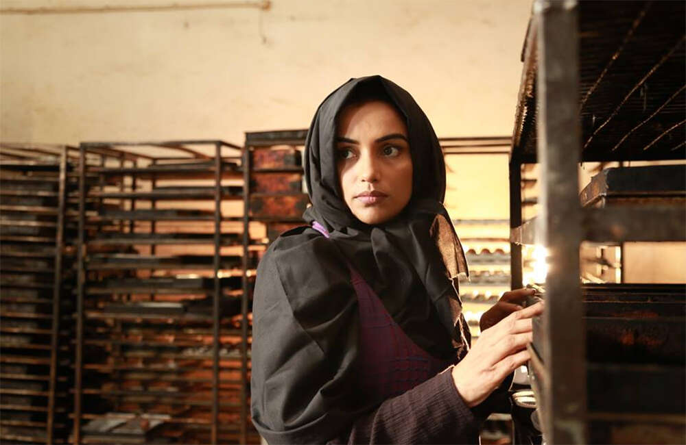 A still from Nawal Enna Jewel