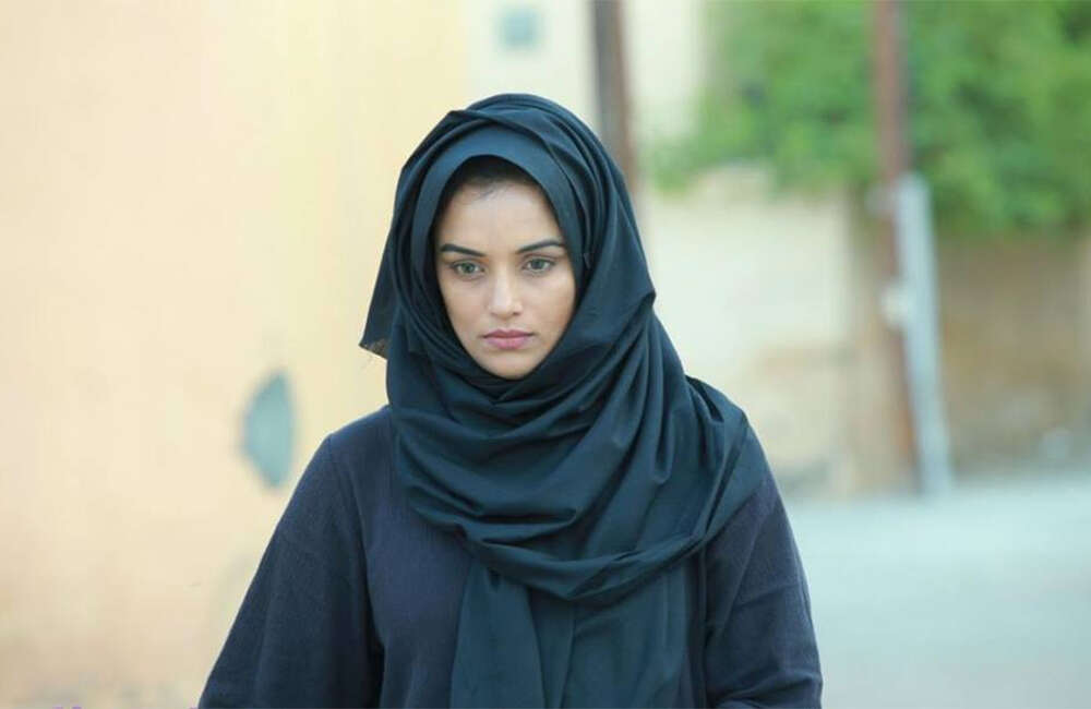 A still from Nawal Enna Jewel