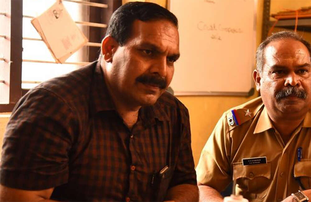 A still from Thondimuthalum Driksaakshiyum