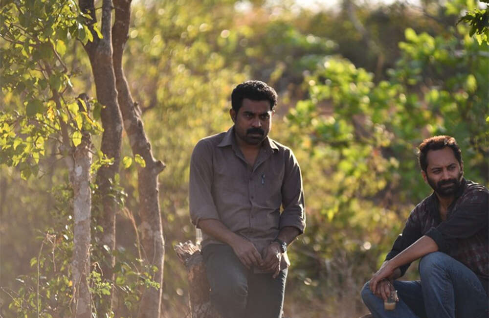 A still from Thondimuthalum Driksaakshiyum
