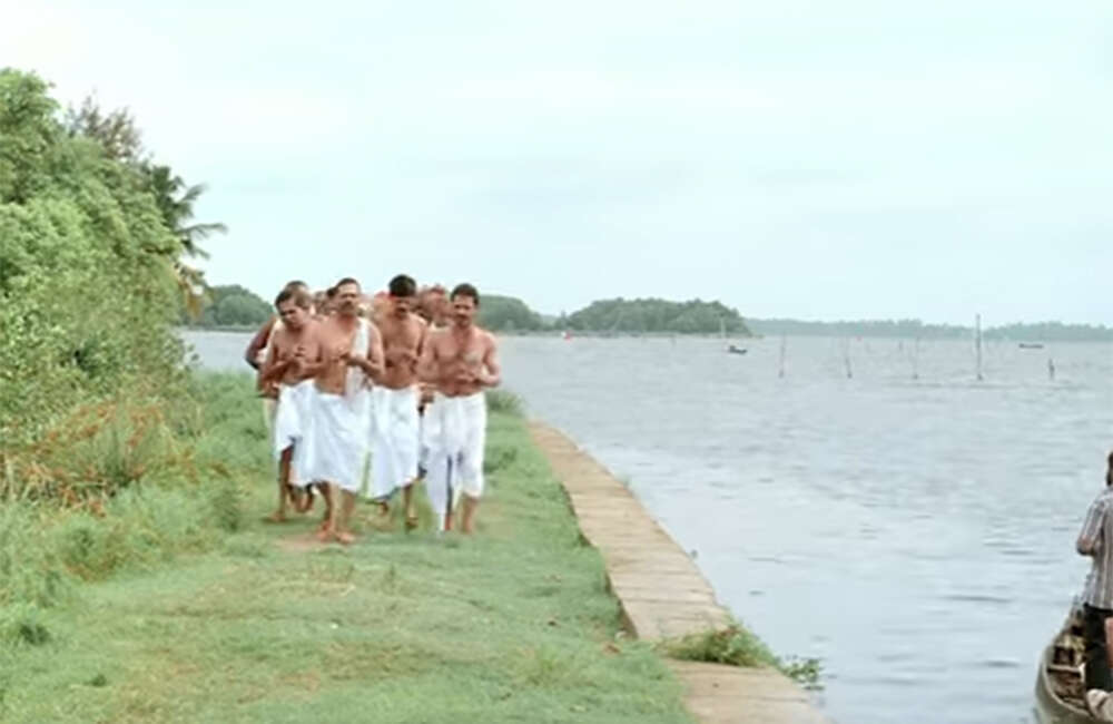 A still from Kappiri Thuruthu