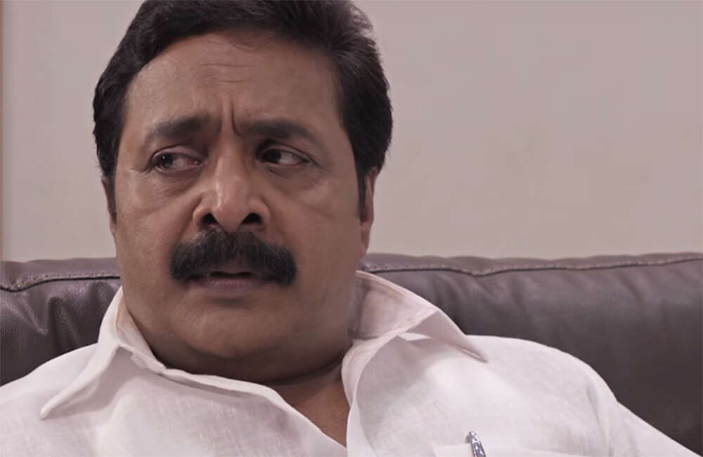 A still from Viswasapoorvam Mansoor
