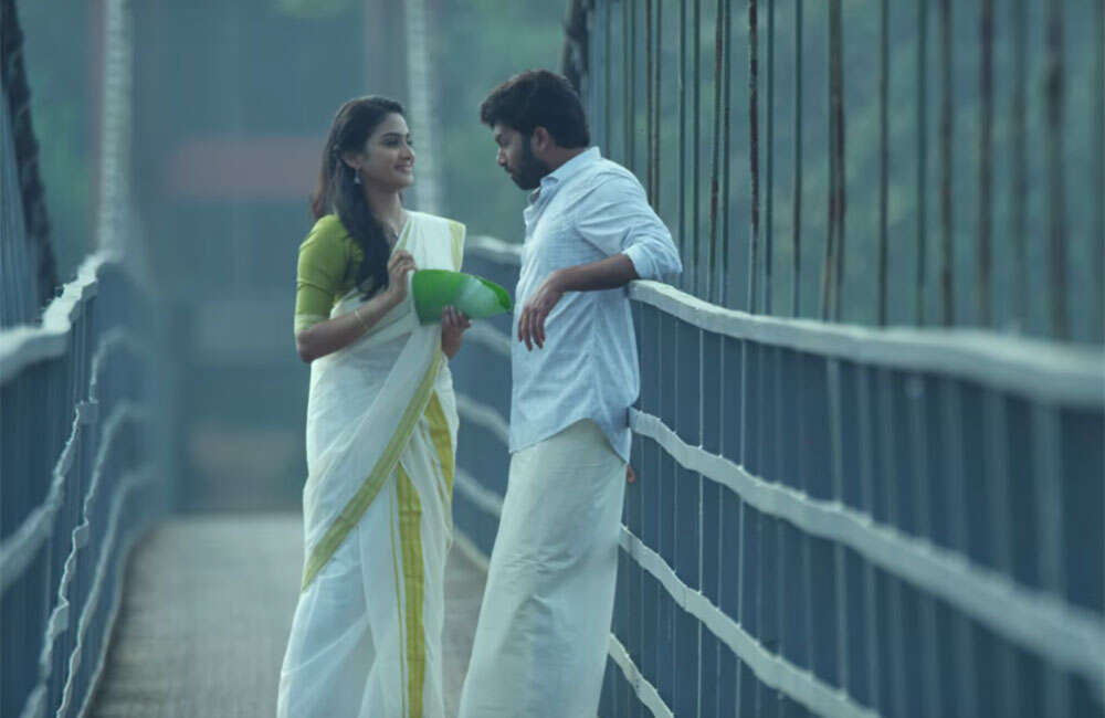 A still from Alamara