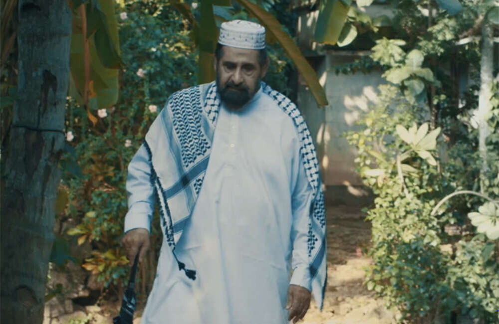 A still from Valappottukal