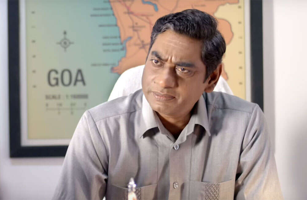 A still from Ayal Jeevichiruppundu