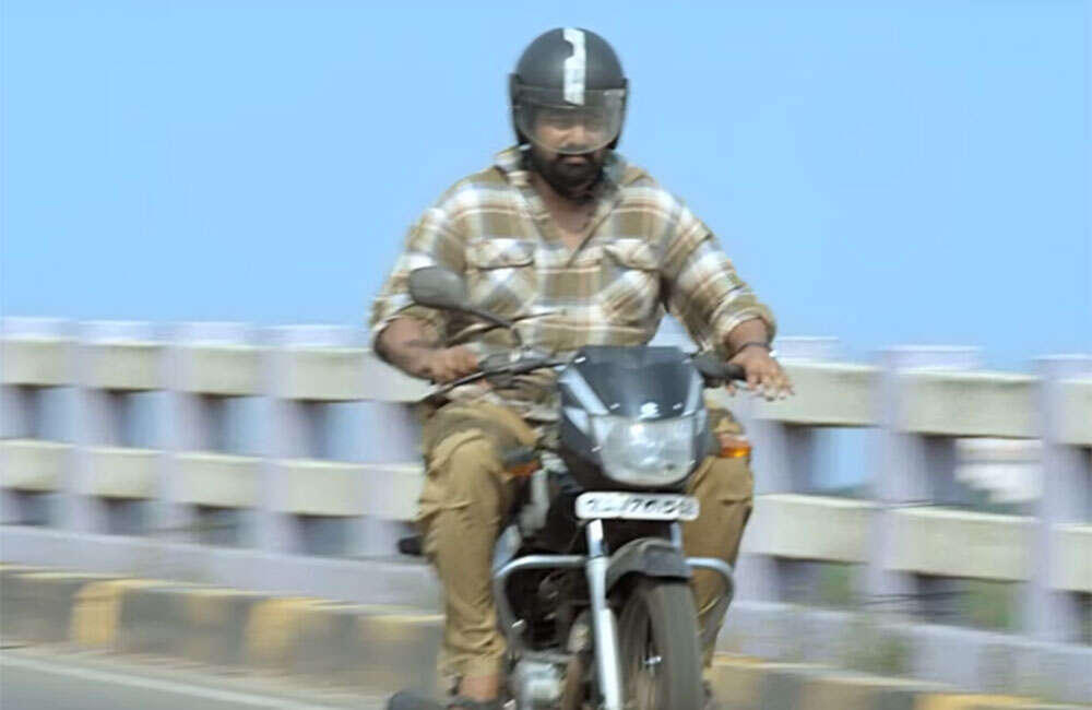 A still from Kadam Kadha