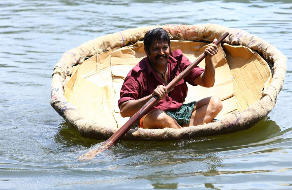 A still from Kaaliyan