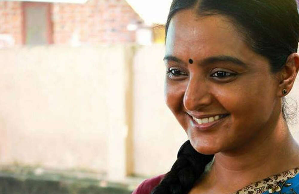 A still from Udaharanam Sujatha