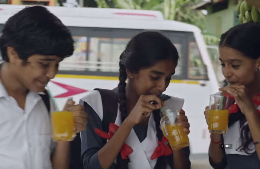 A still from Udaharanam Sujatha