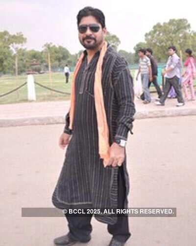 'Mera Naam Karegi Roshan' team @ Dilli darshan