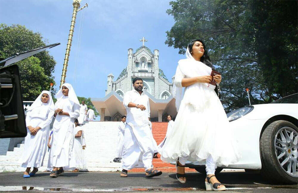 A still from Georgettan's Pooram