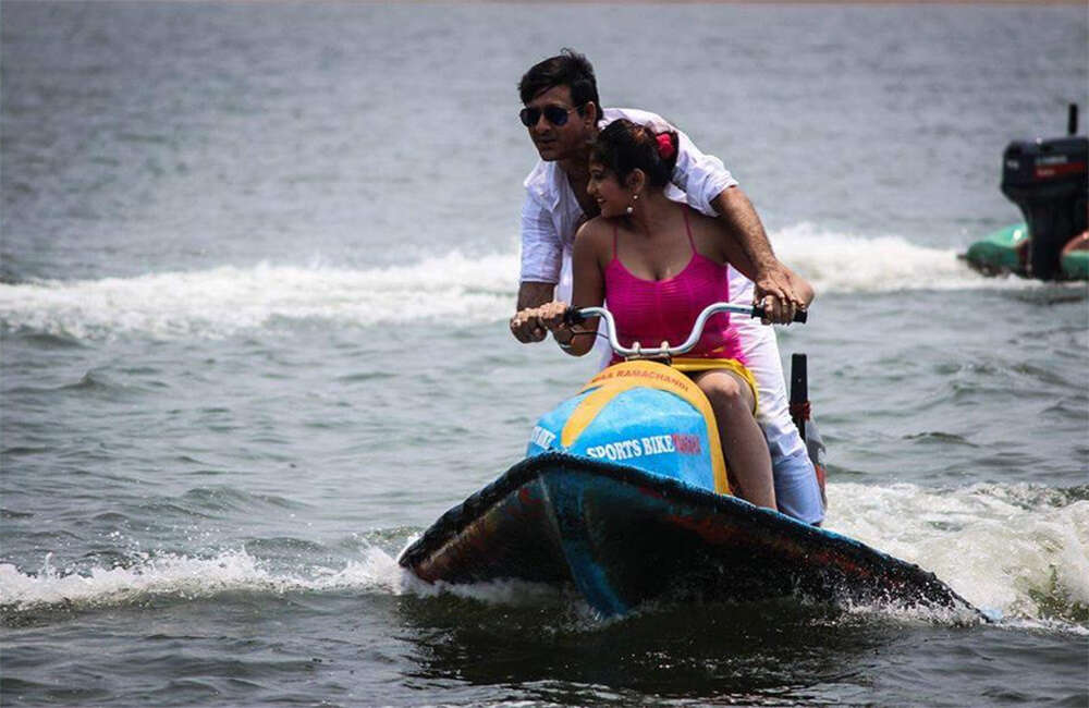 A still from Gunda