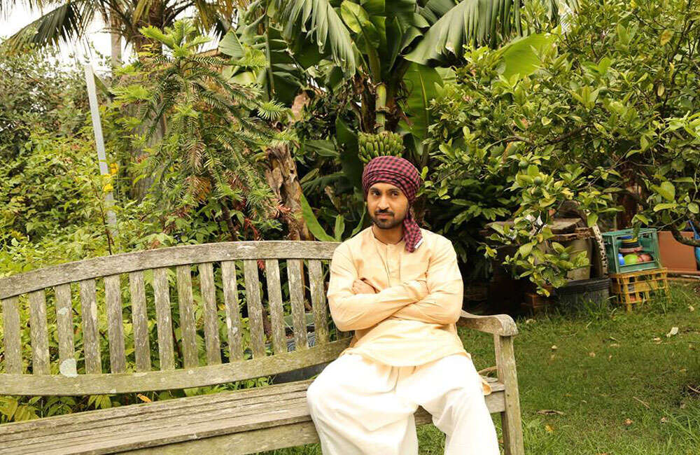A still from Sardaarji 2