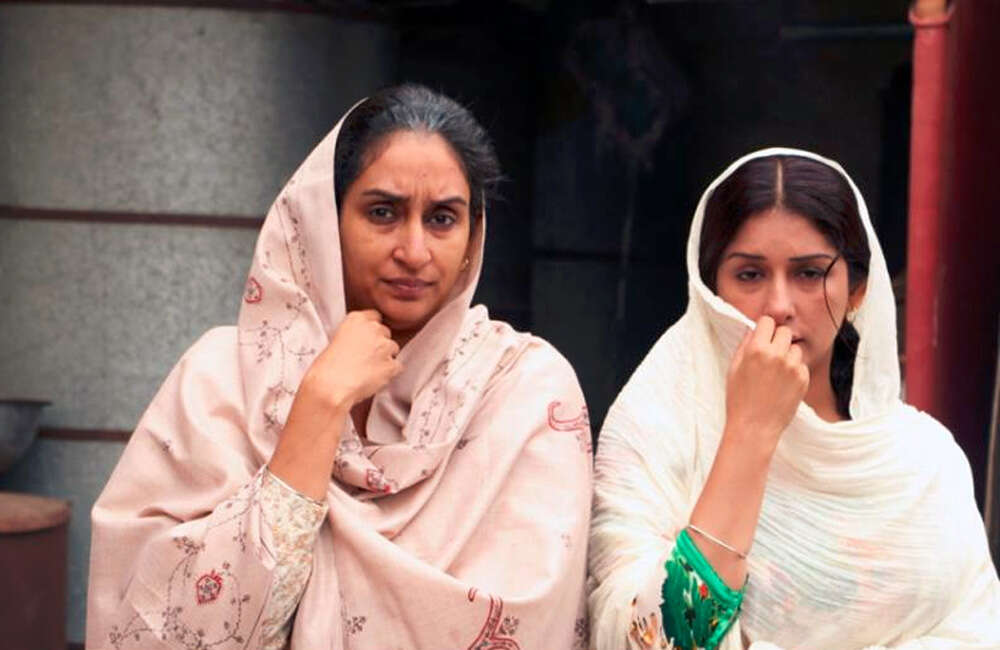 A still from Vaapsi
