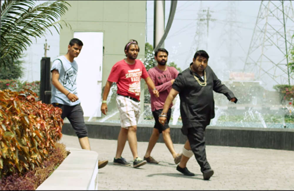 A still from Lavari