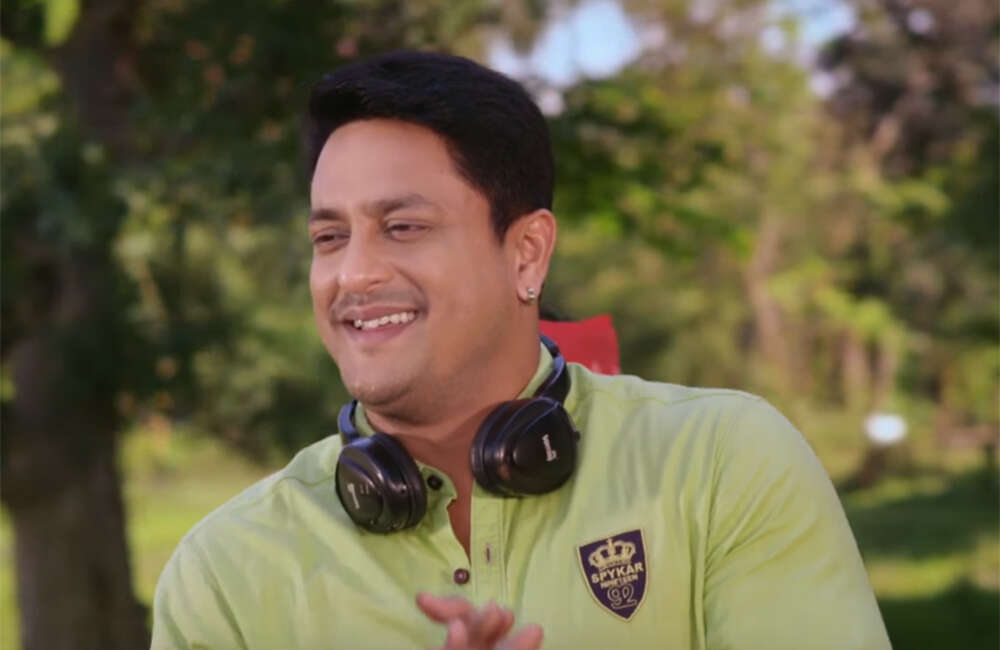 A still from Tumi Aahibaane