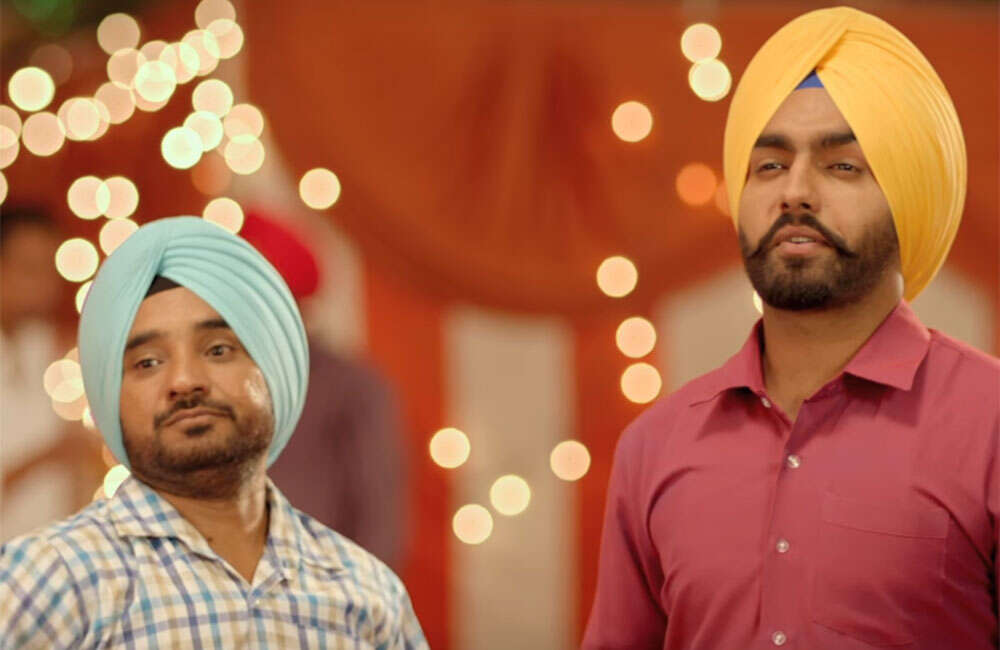 A still from Saab Bahadar