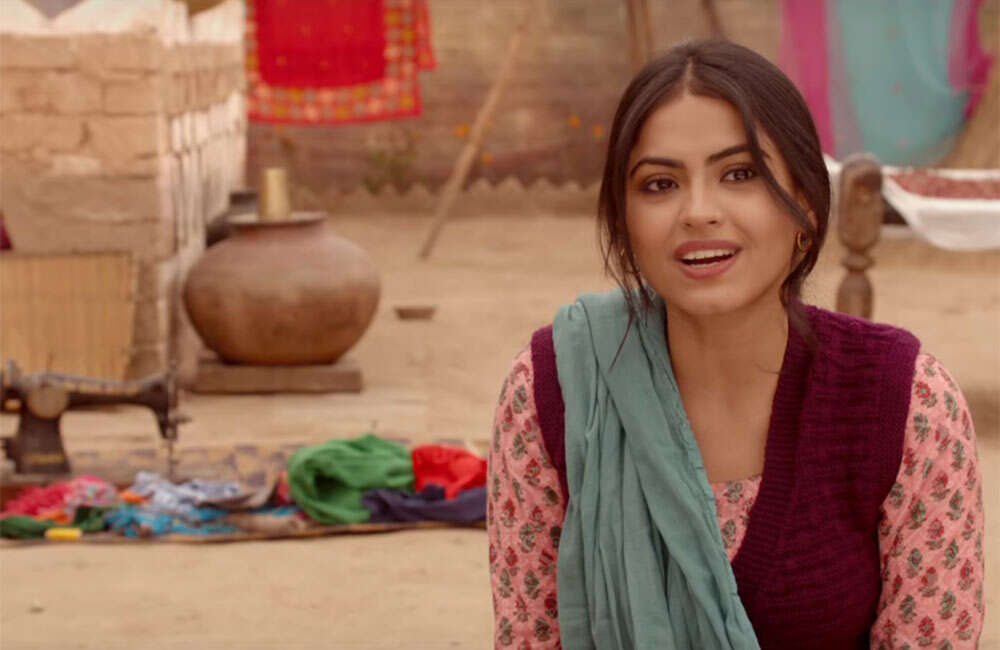 A still from Rabb Da Radio