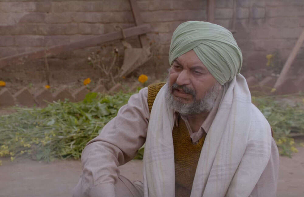 A still from Rabb Da Radio