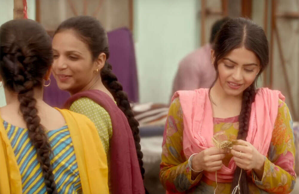 A still from Rabb Da Radio