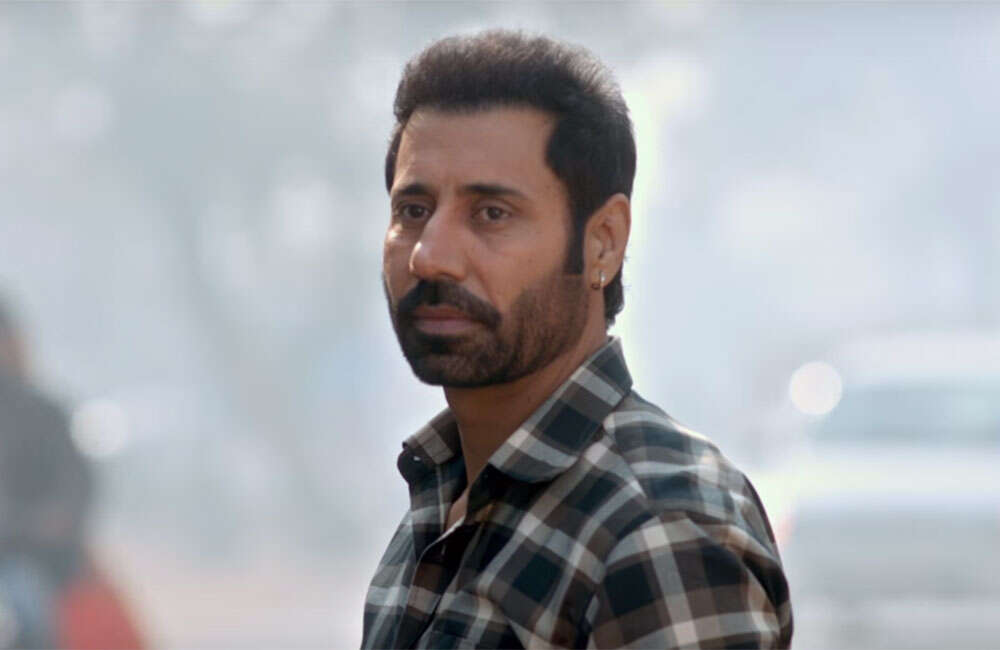A still from Vekh Baraatan Challiyan