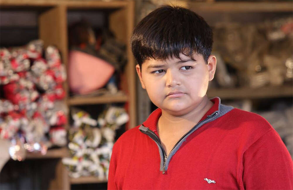 A still from Tu Maro Dostar