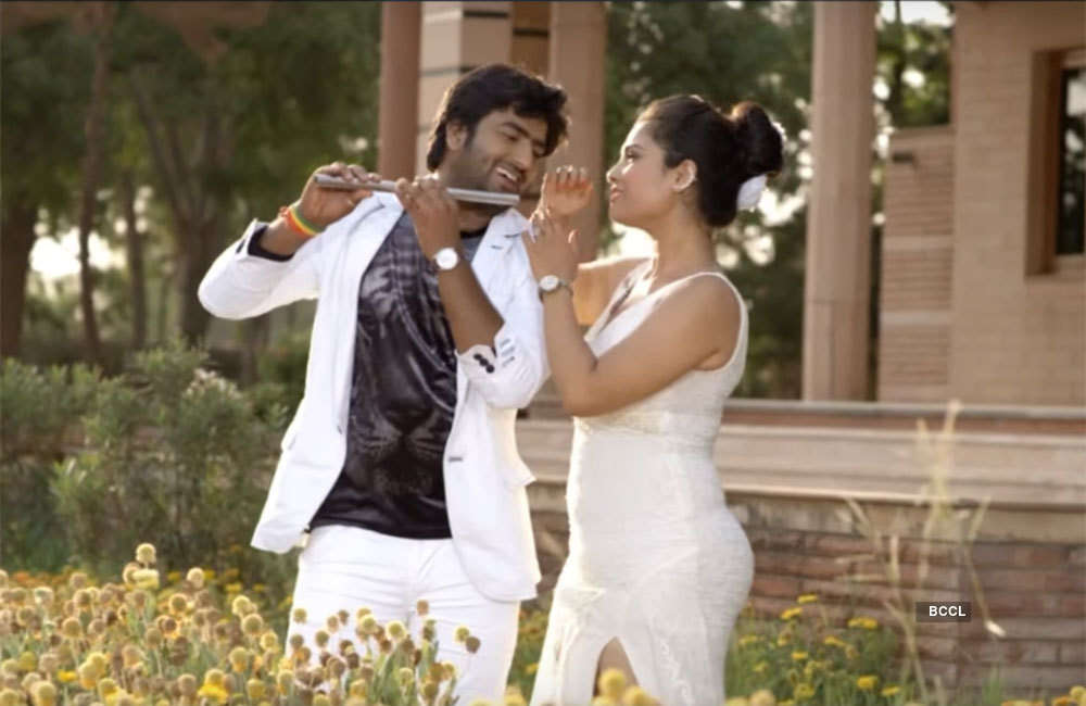 A still from Patel Pacho Na Pade Thakor Koithi Na Dare