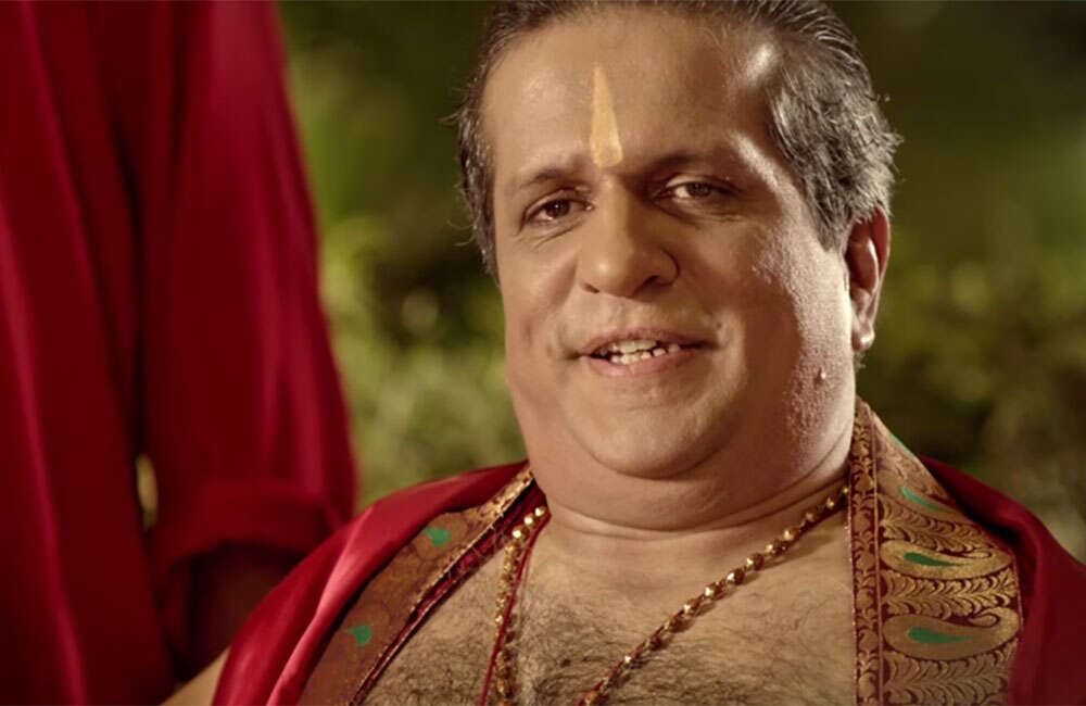 A still from Cash On Delivery