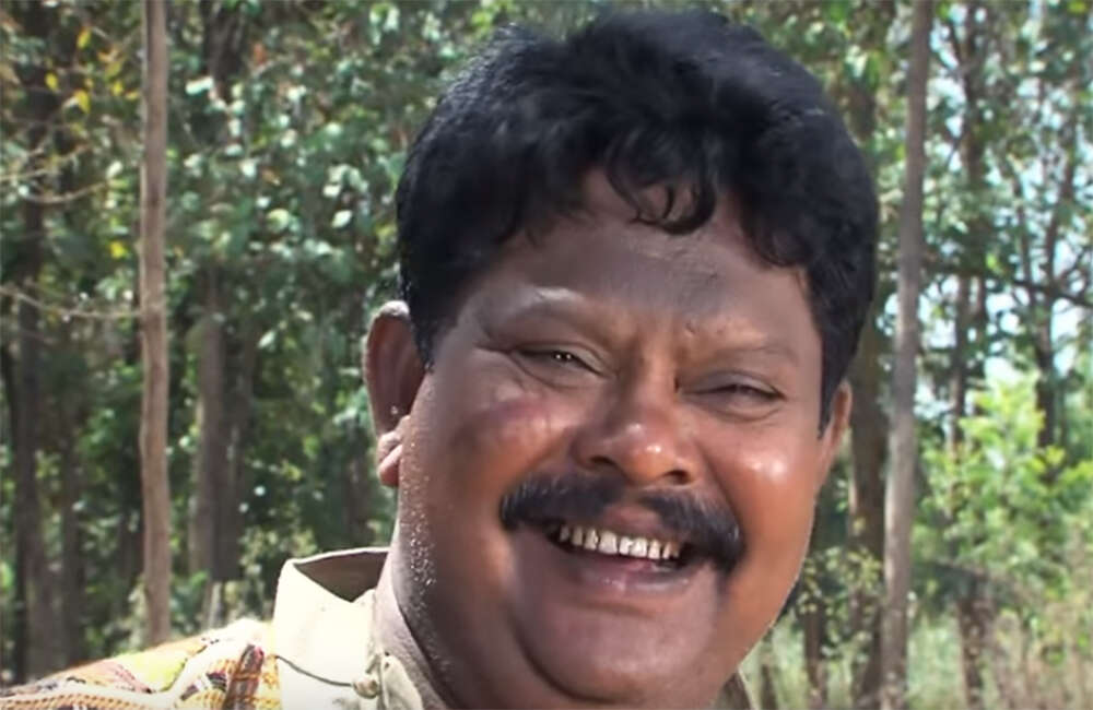 A still from Aye Mastarni