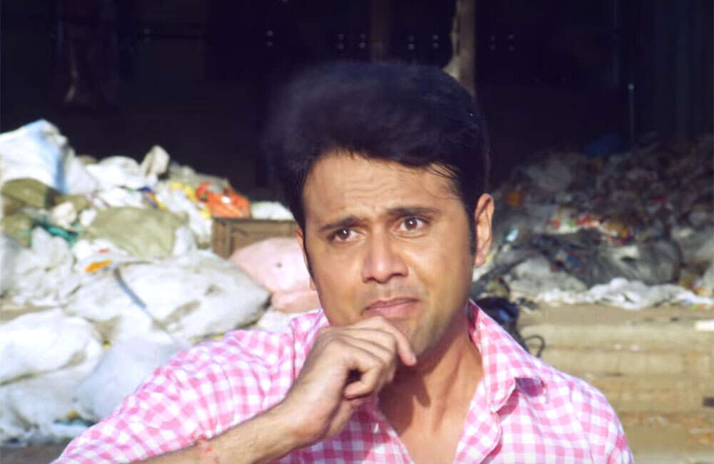 A still from Baap Vechva No Chee