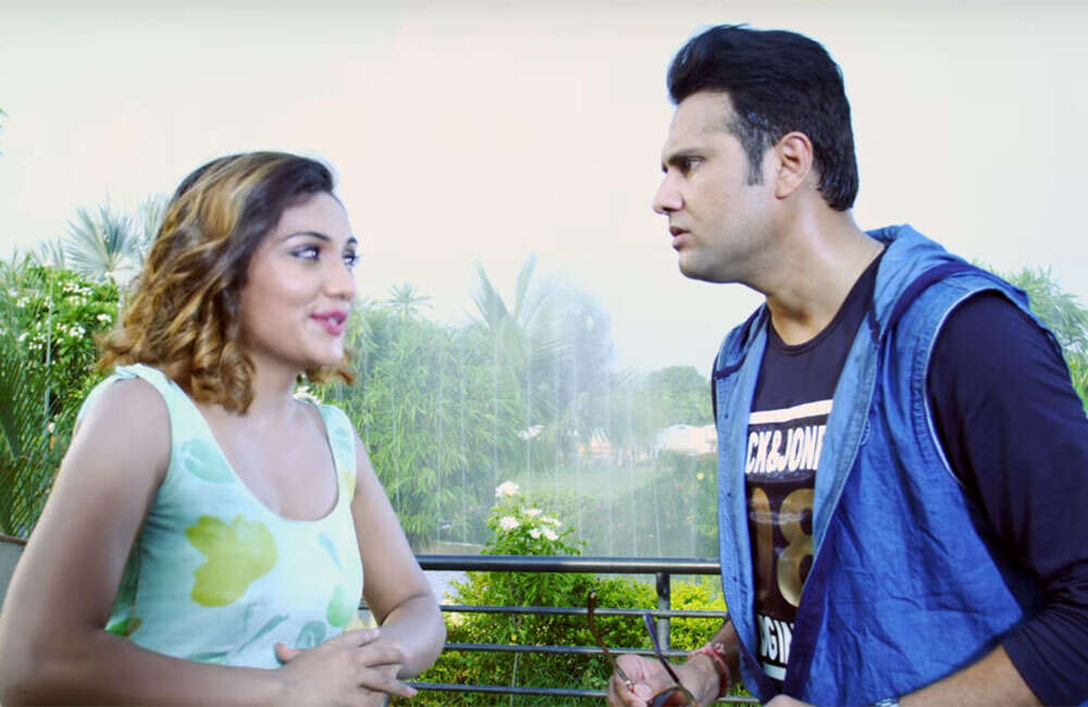 A still from Baap Vechva No Chee