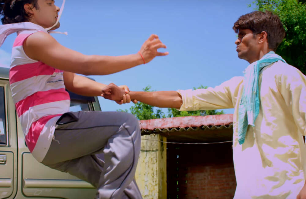 A still from Le Aaib Dulhaniya Pakistan Se