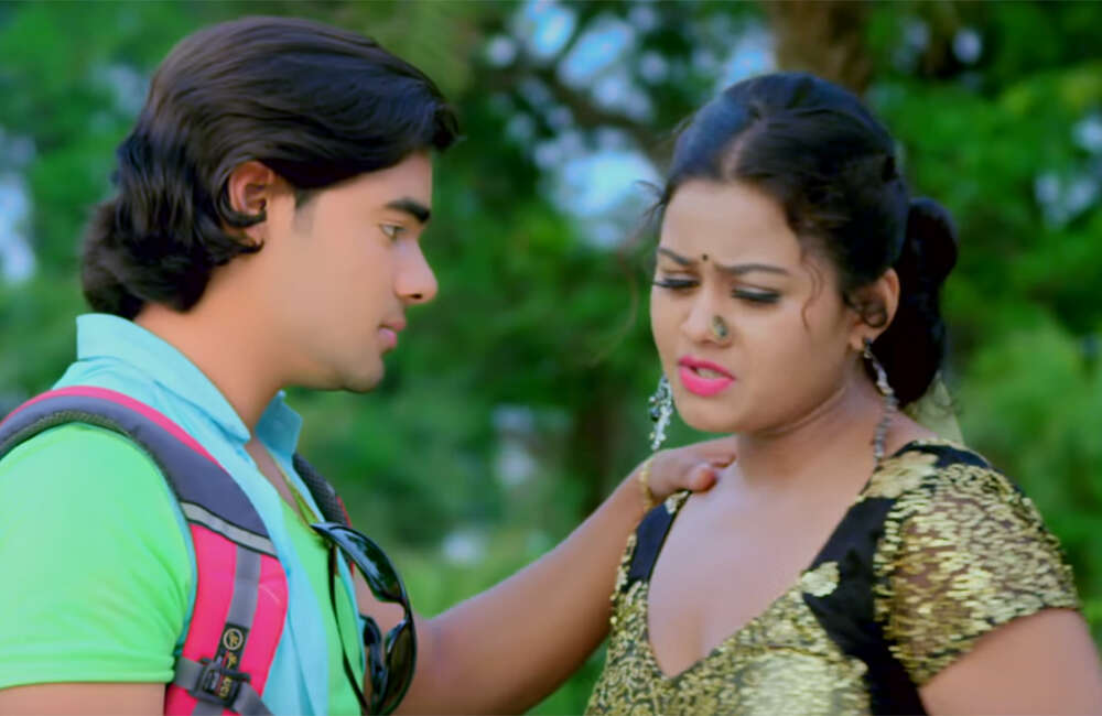 A still from Le Aaib Dulhaniya Pakistan Se