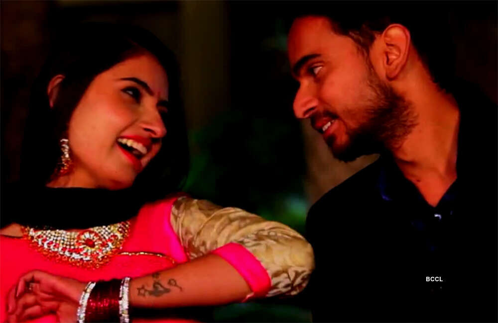 A still from Laadli