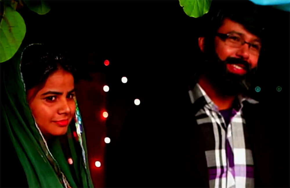 A still from Laadli