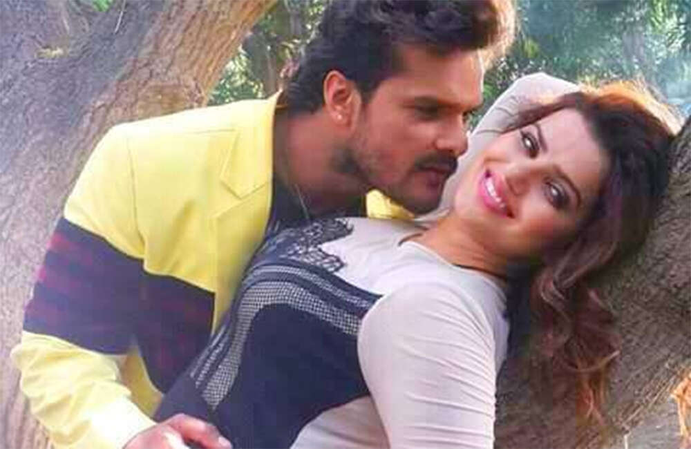 A still from Khiladi