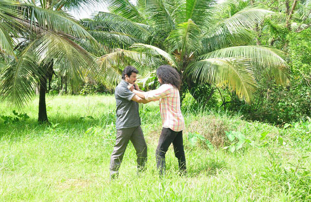 A still from Bollilu