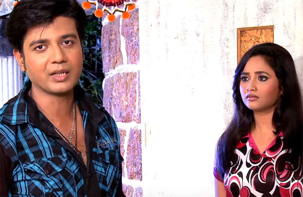 A still from Mehraru Chahi Milky White
