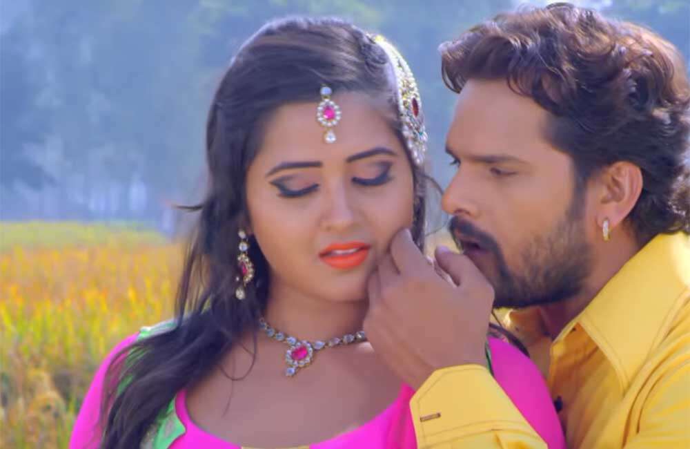 A still from Hum Hai Hindustani