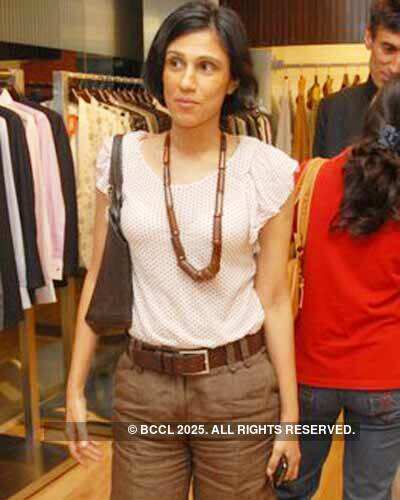 Store launch: 'Aza men'