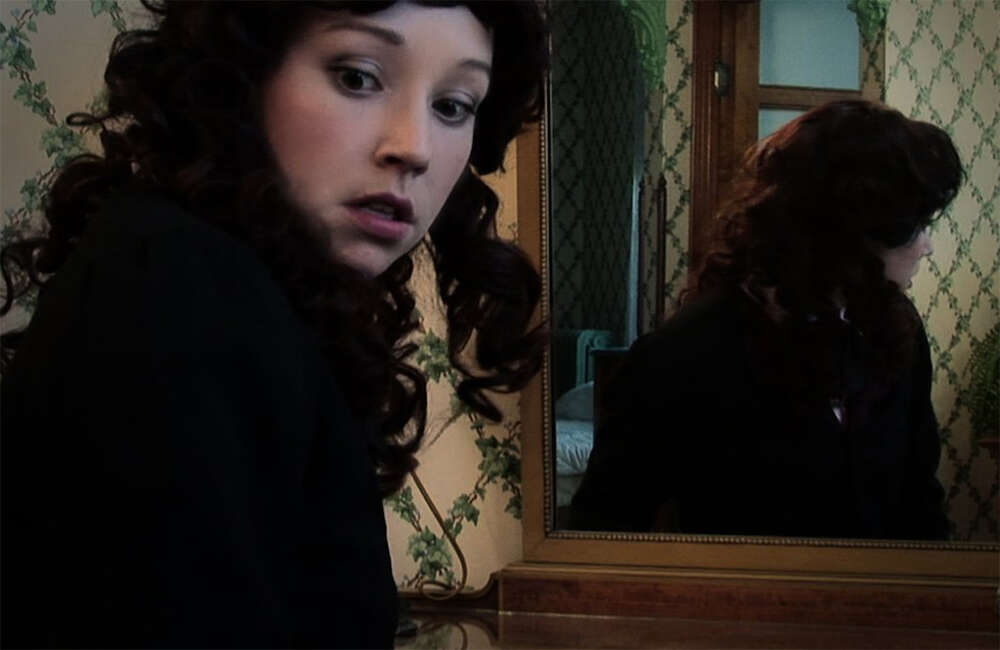 A still from 10 Days In A Madhouse