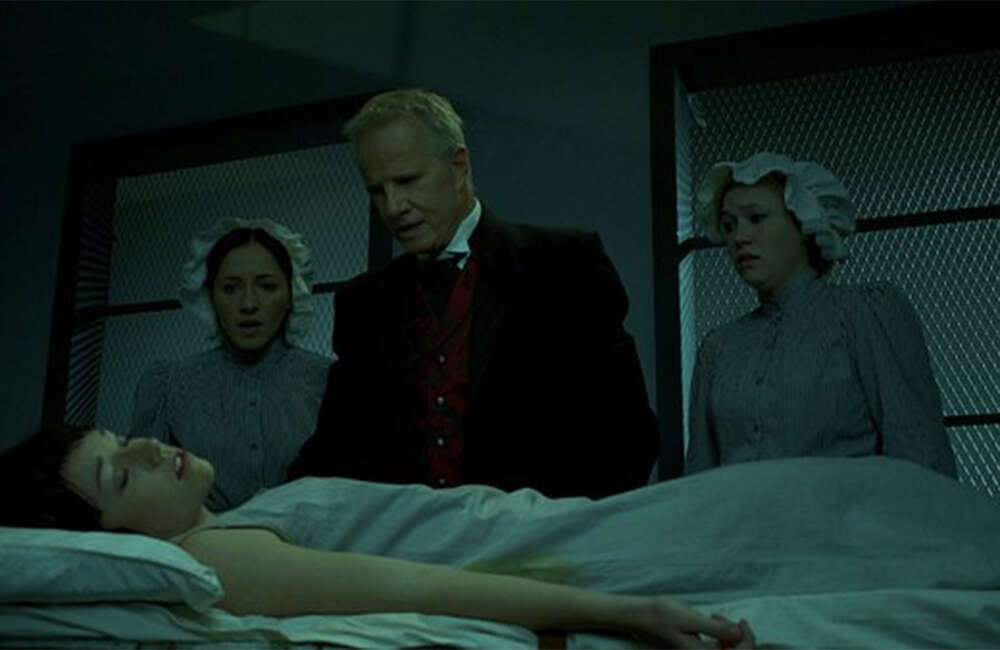 A still from 10 Days In A Madhouse