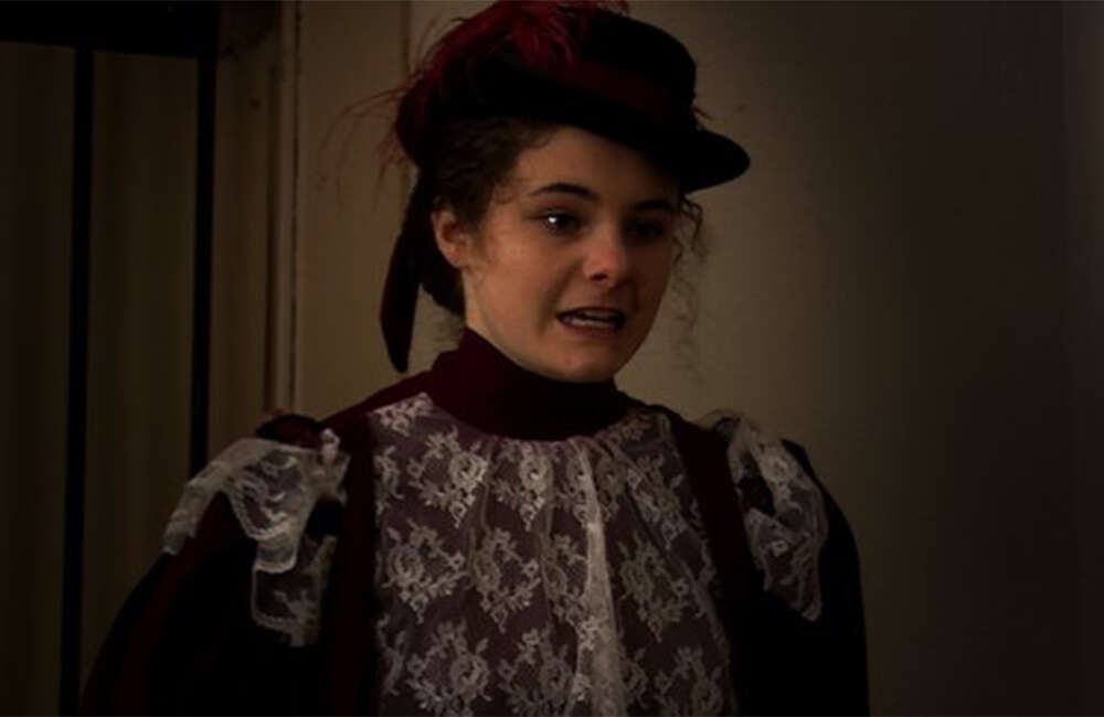 A still from 10 Days In A Madhouse