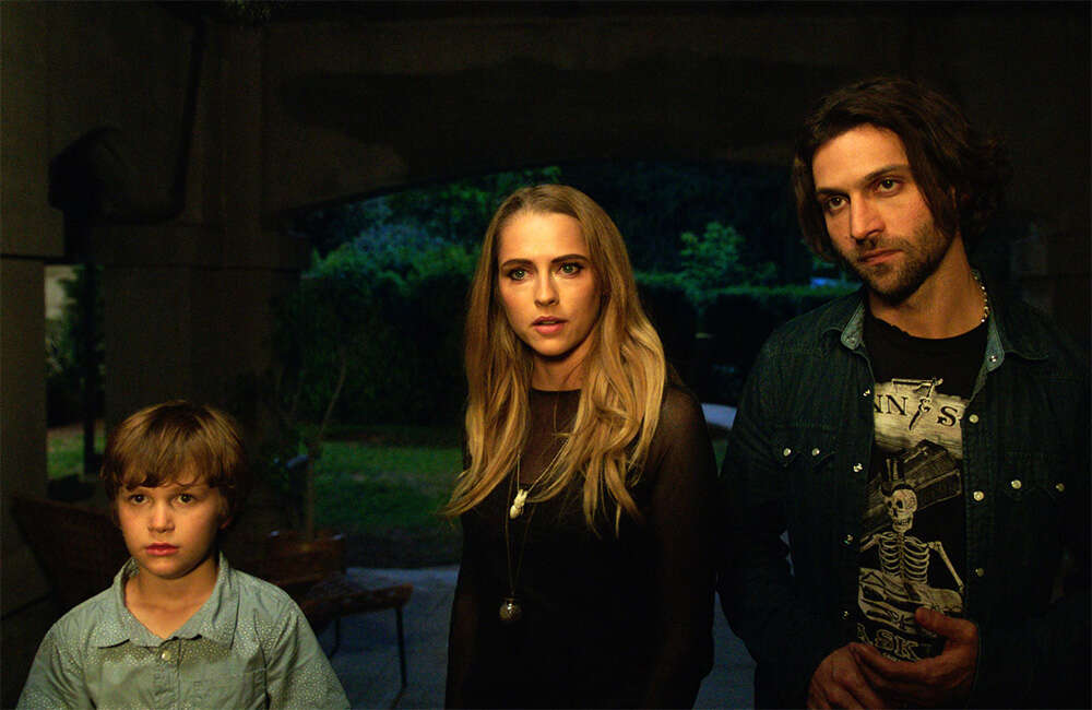 A still from Lights Out