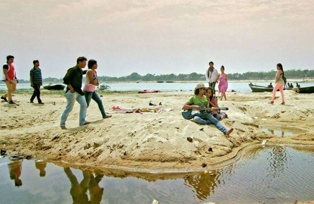 A still from Aam Sutra