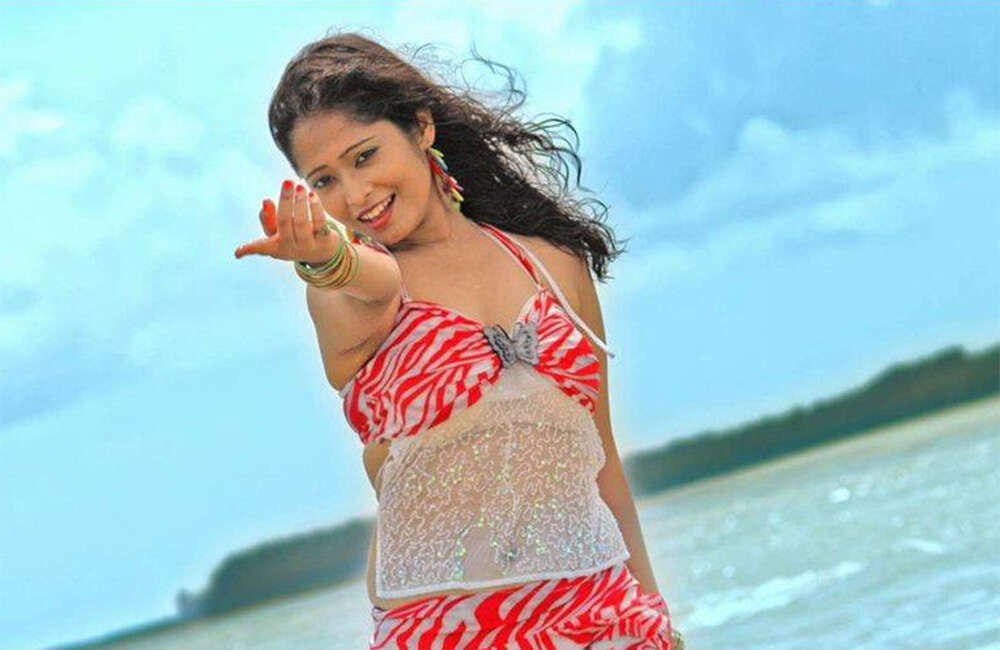 A still from Aam Sutra