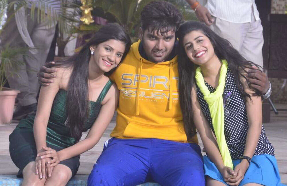 A still from Yaaro Ki Yaari