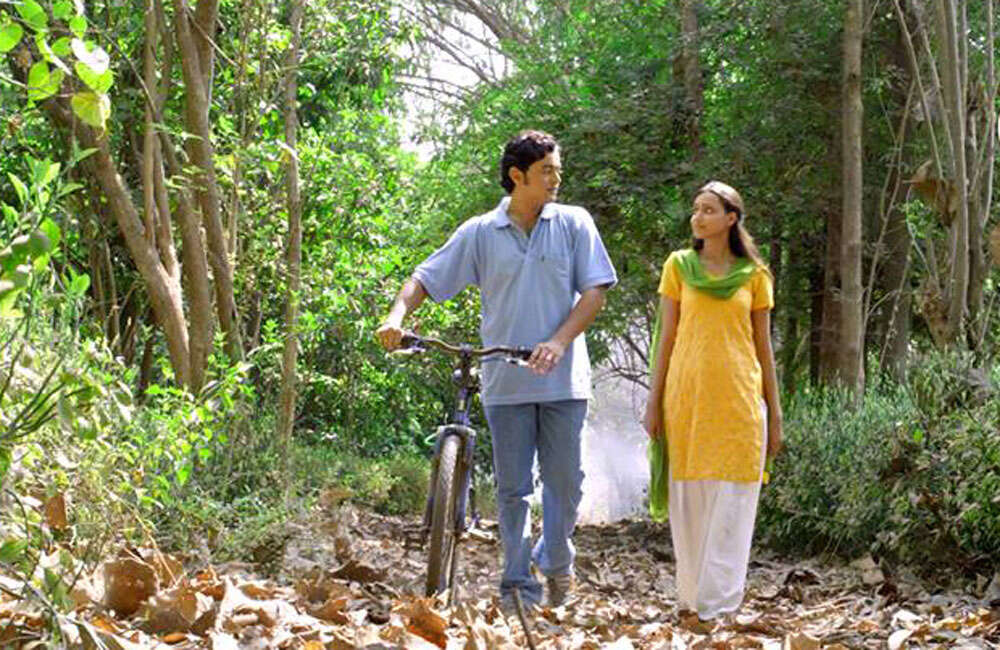 A still from Toh Ani Mee: Ek Runanubandh