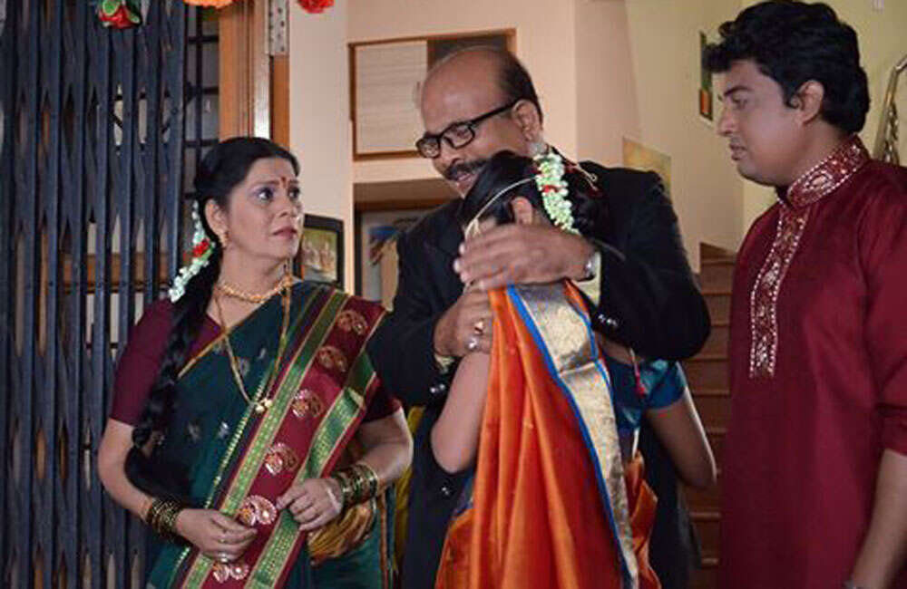 A still from Yala Jeevan Aise Naav
